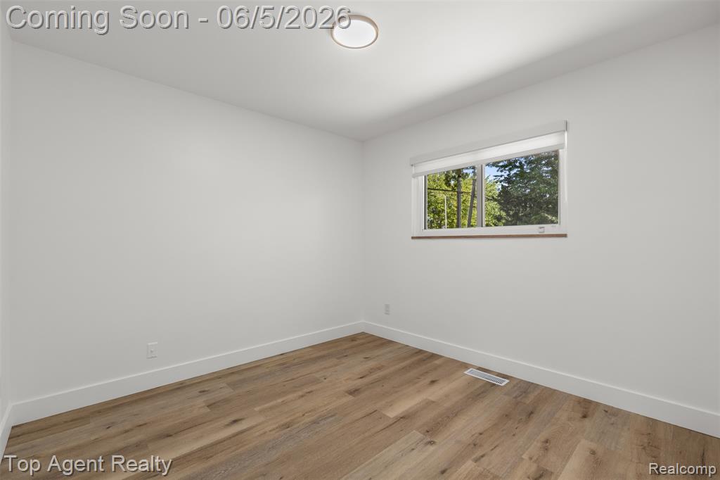 29492 Geraldine Drive, Warren, MI 48093 — Photo 23