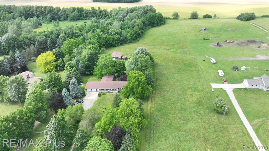 5253 BURNSIDE Road, North Branch, MI 48461 — Photo 15