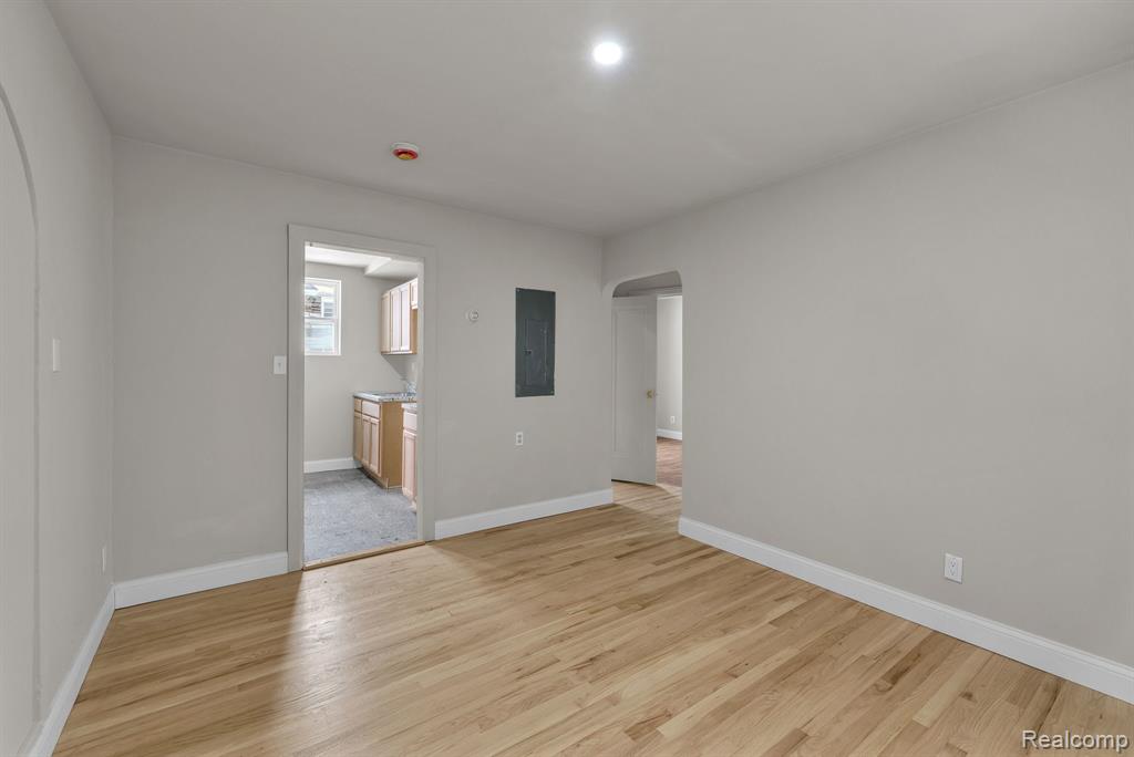 20035 Coventry Street, Highland Park, MI 48203 — Photo 9