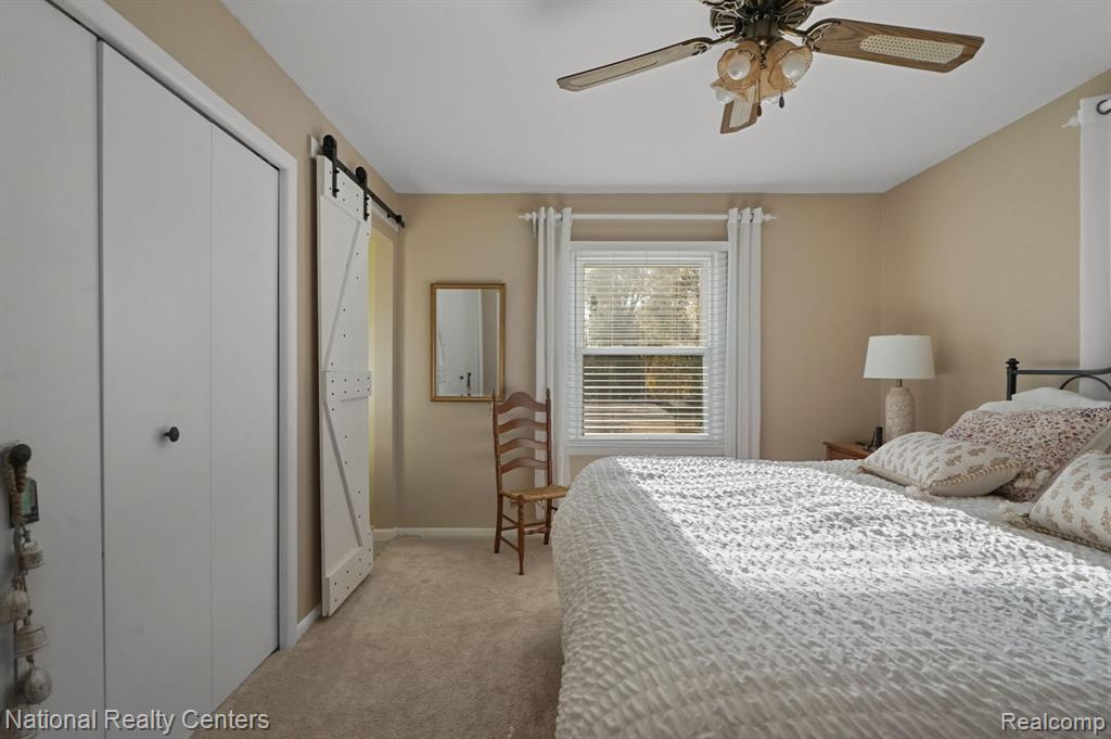 9812 ATWOOD Drive, South Lyon, MI 48178 — Photo 35