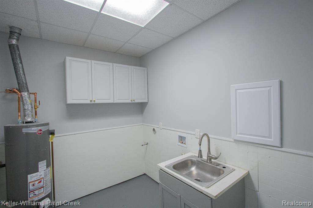 8493 Jewett Avenue, Warren, MI 48089 — Photo 11