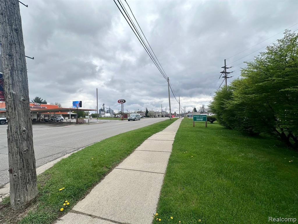 1 1ST Street, Yale, MI 48097 — Photo 40