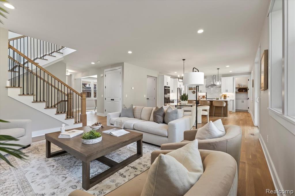 801 Hawthorn Avenue, Royal Oak, MI 48067 — Photo 14
