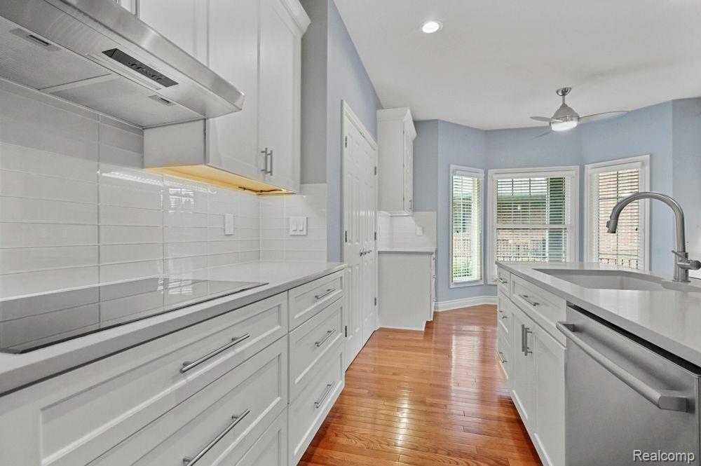 71 BURNIAH Lane, Lake Orion, MI 48362 — Photo 13
