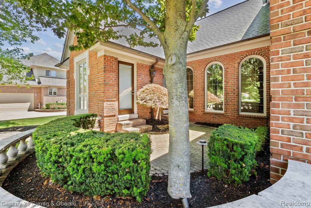 18878 Oak Leaf Lane, Northville, MI 48168 — Photo 6
