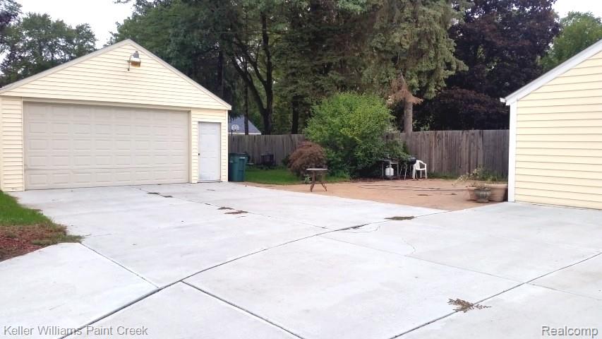 5615 JOHN R Road, Troy, MI 48085 — Photo 3