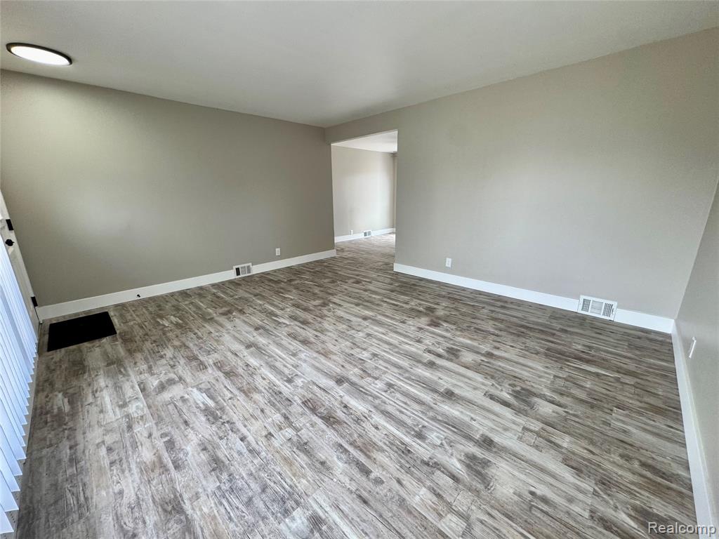 4711 Rosewold Avenue, Royal Oak, MI 48073 — Photo 12