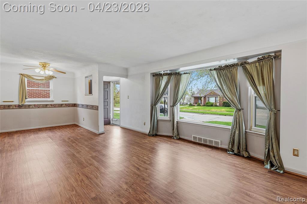 9538 Hazelton, Redford, MI 48239 — Photo 3