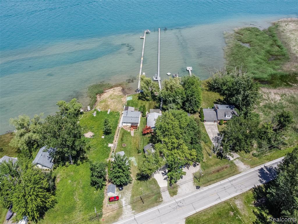 2100 N Channel Drive, MI 48028 — Photo 3
