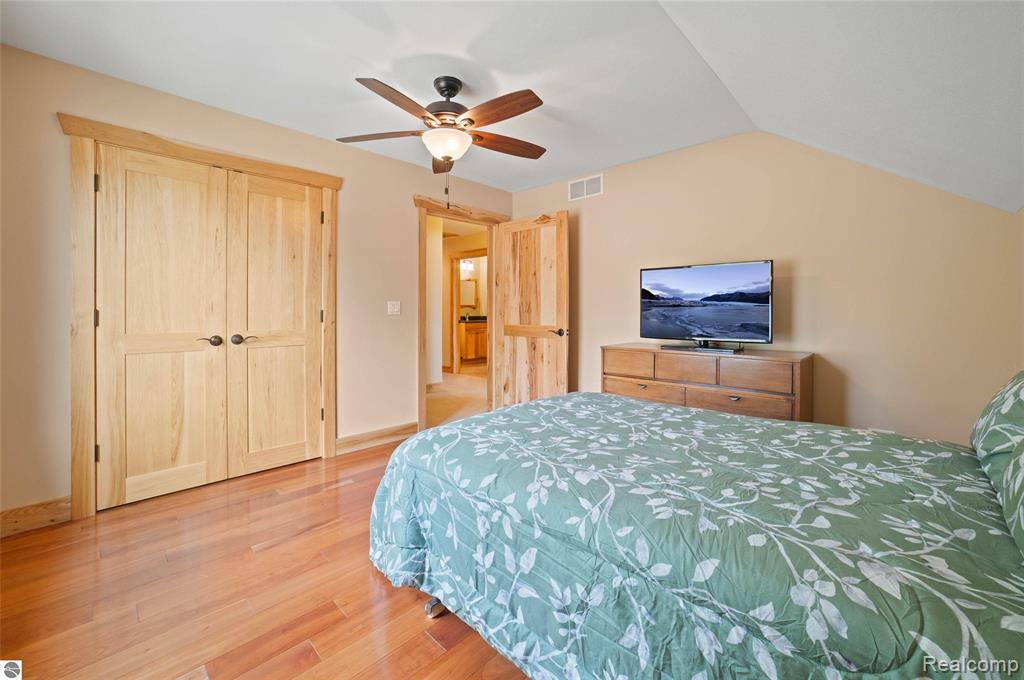 4805 E Shore Drive NE, Kalkaska, MI 49646 — Photo 32