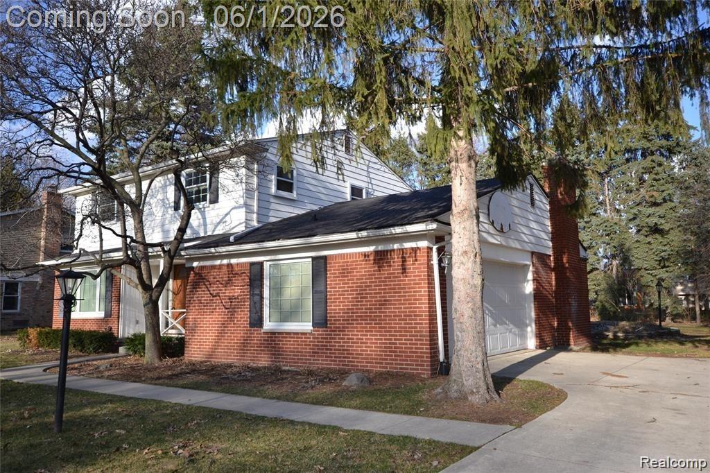 1707 Fox River Drive, Bloomfield Hills, MI 48304 — Photo 2