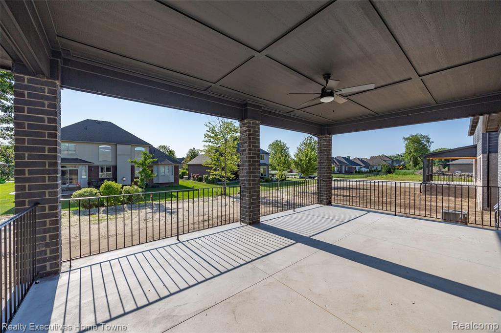 50246 Arcadia Drive, Macomb, MI 48042 — Photo 6