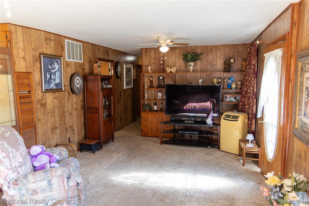21106 Spears Road, Pinckney, MI 48169 — Photo 6