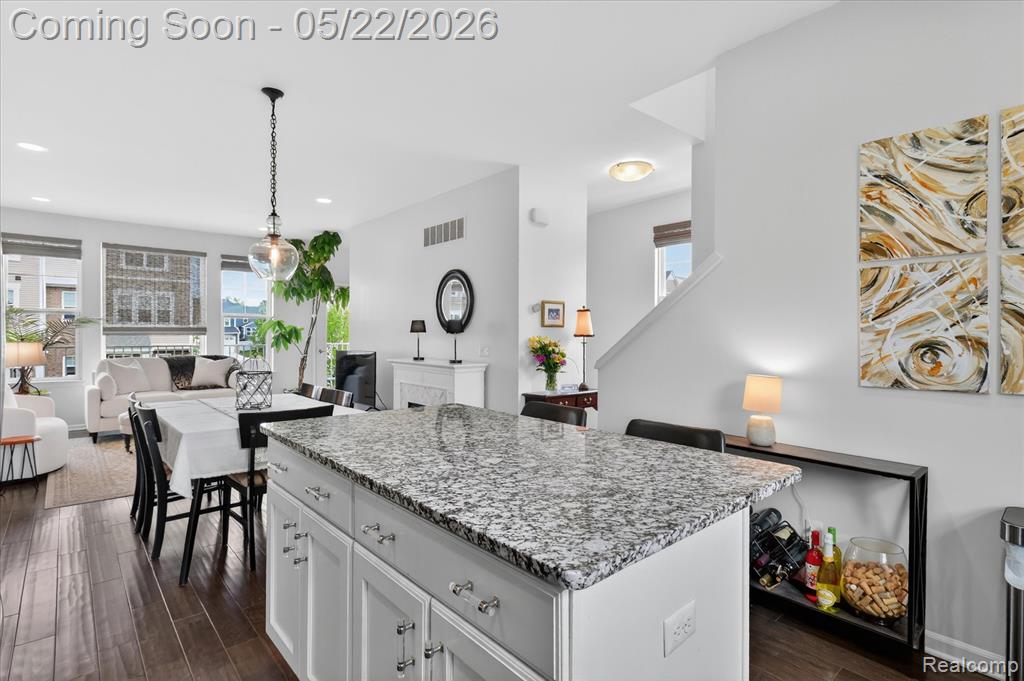 238 Center Boulevard, Wixom, MI 48393 — Photo 4