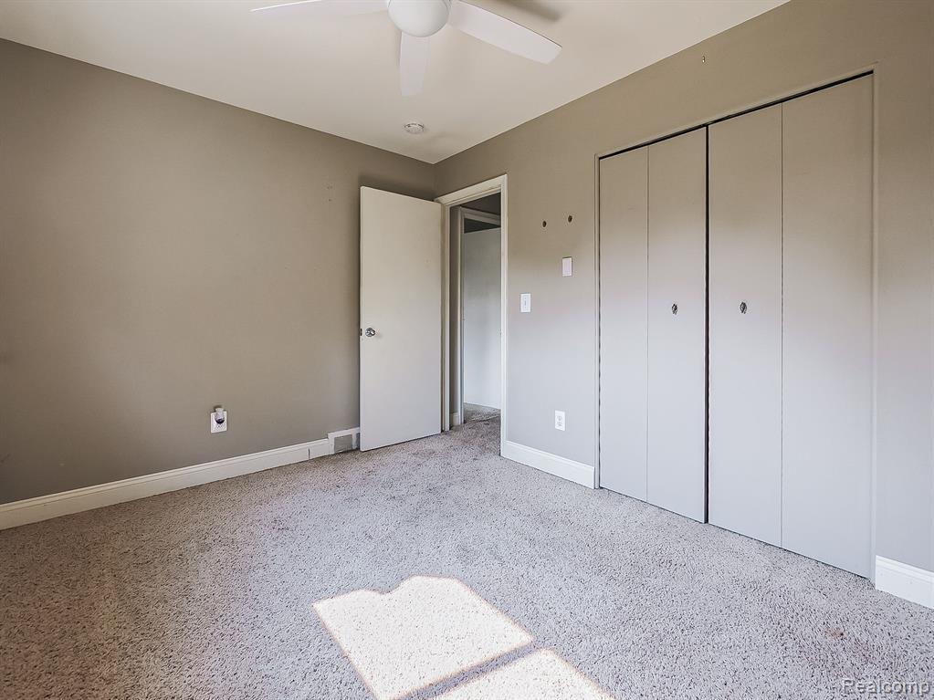 853 ADELAIDE Drive, Wolverine Lake, MI 48390 — Photo 13