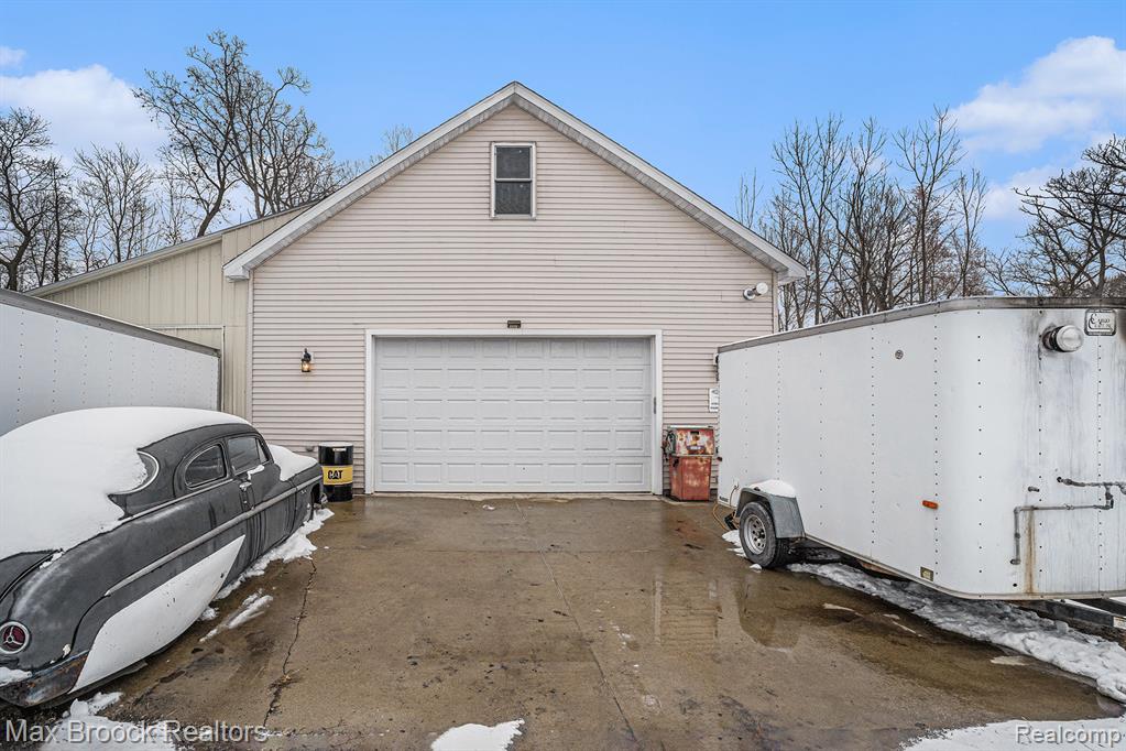11412 Delmar Drive, Fenton, MI 48430 — Photo 45