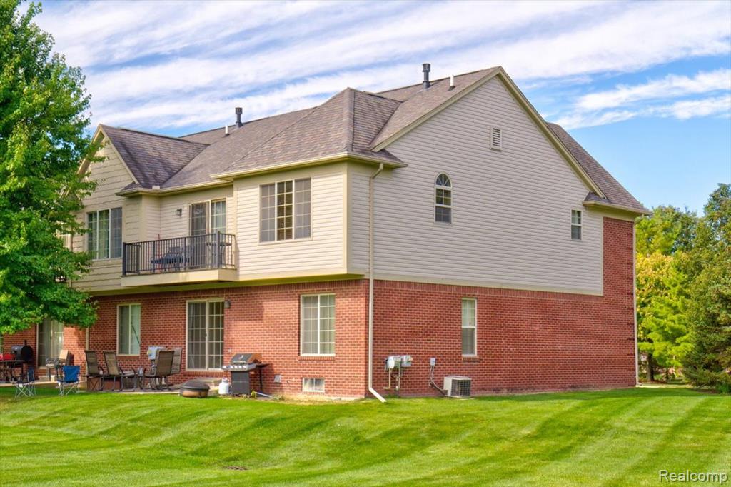 45898 Grant Court, Macomb, MI 48044 — Photo 24