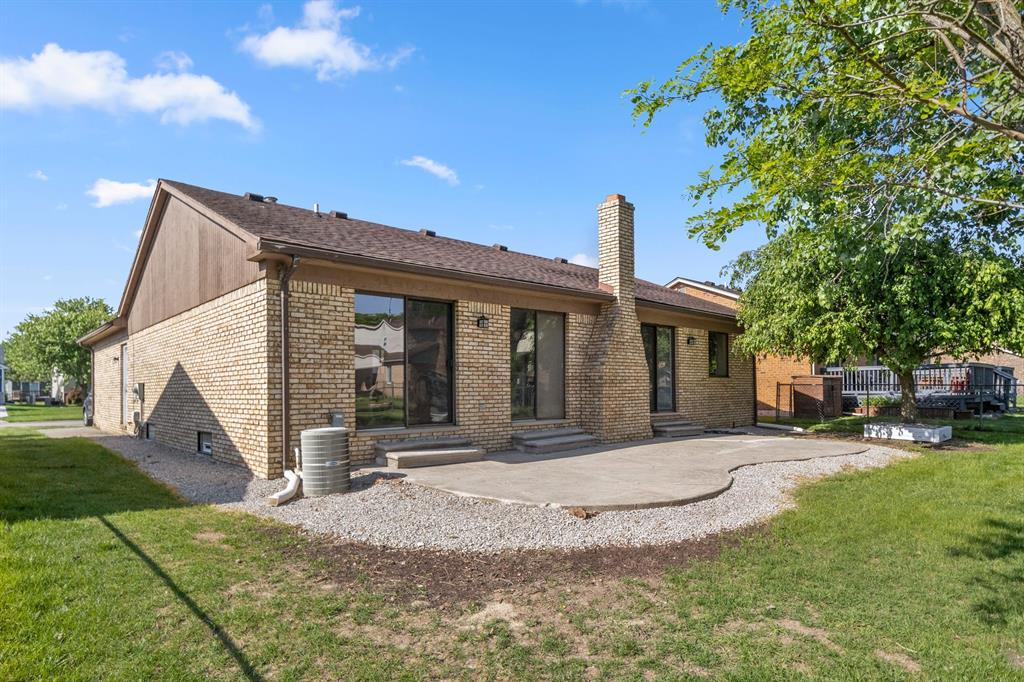 42636 Colling Drive, Canton, MI 48188 — Photo 38