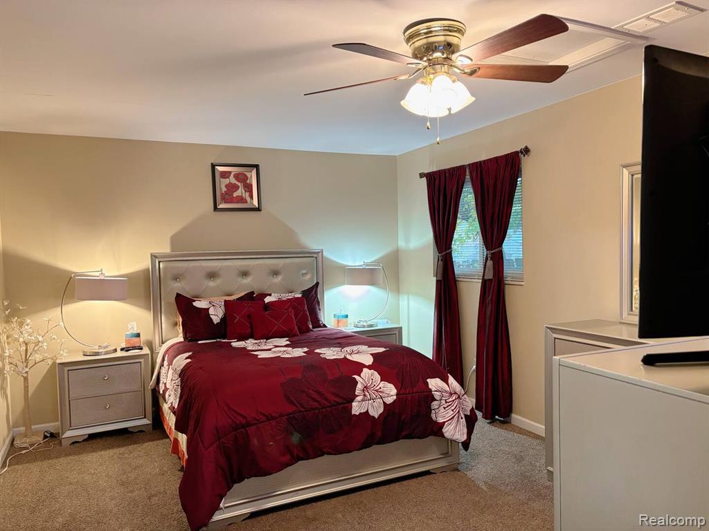 26387 N Alden Street N, Madison Heights, MI 48071 — Photo 14