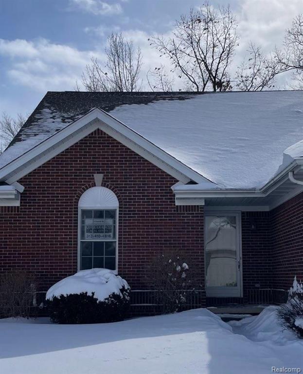 5485 HIDDEN VALLEY Trail, Linden, MI 48451 — front exterior