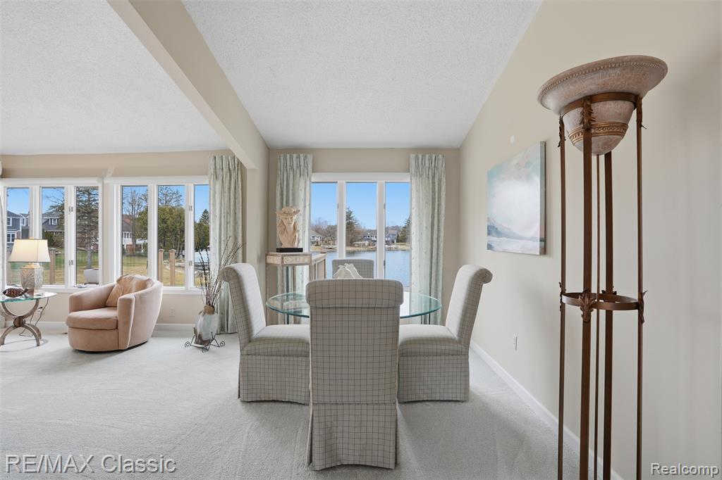 4871 Winewood Lane, Commerce Twp, MI 48382 — Photo 12