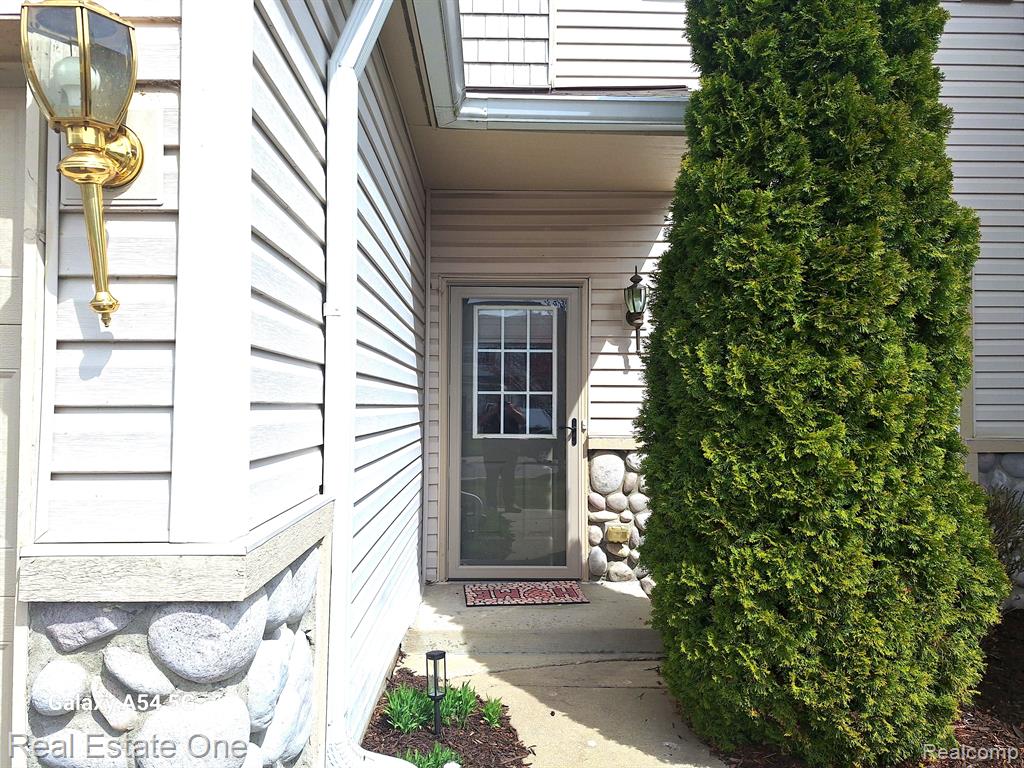 26707 ASHTON Drive, Woodhaven, MI 48183 — Photo 3