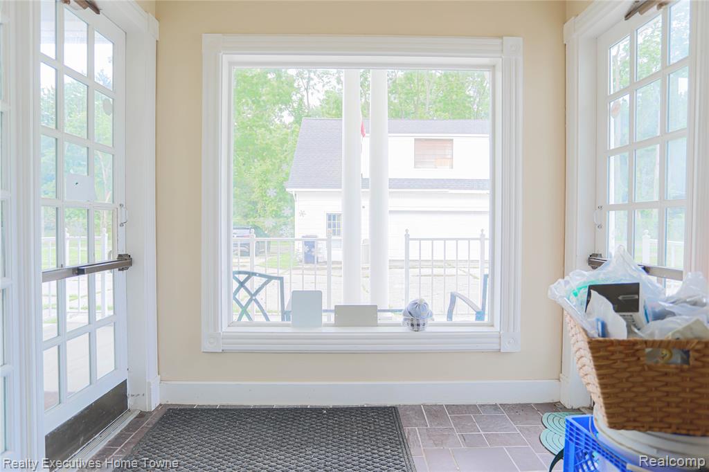 9334 River Road, Algonac, MI, 48001