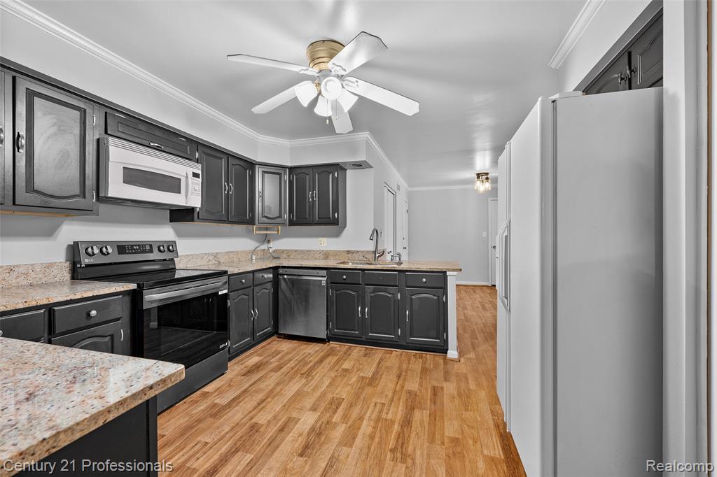 7106 Bridge Way W, West Bloomfield, MI — Photo 23