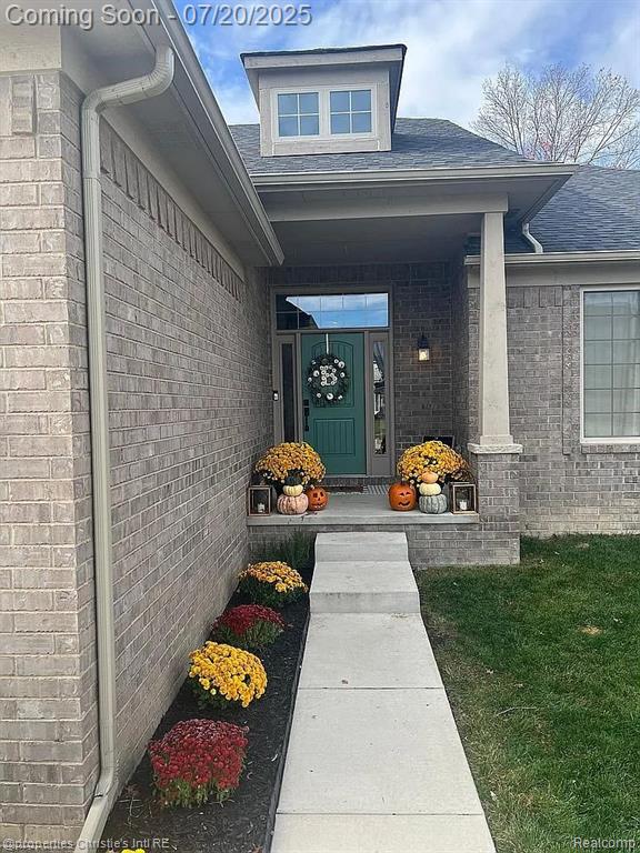 53929 Connor Drive, Chesterfield, MI — Photo 2
