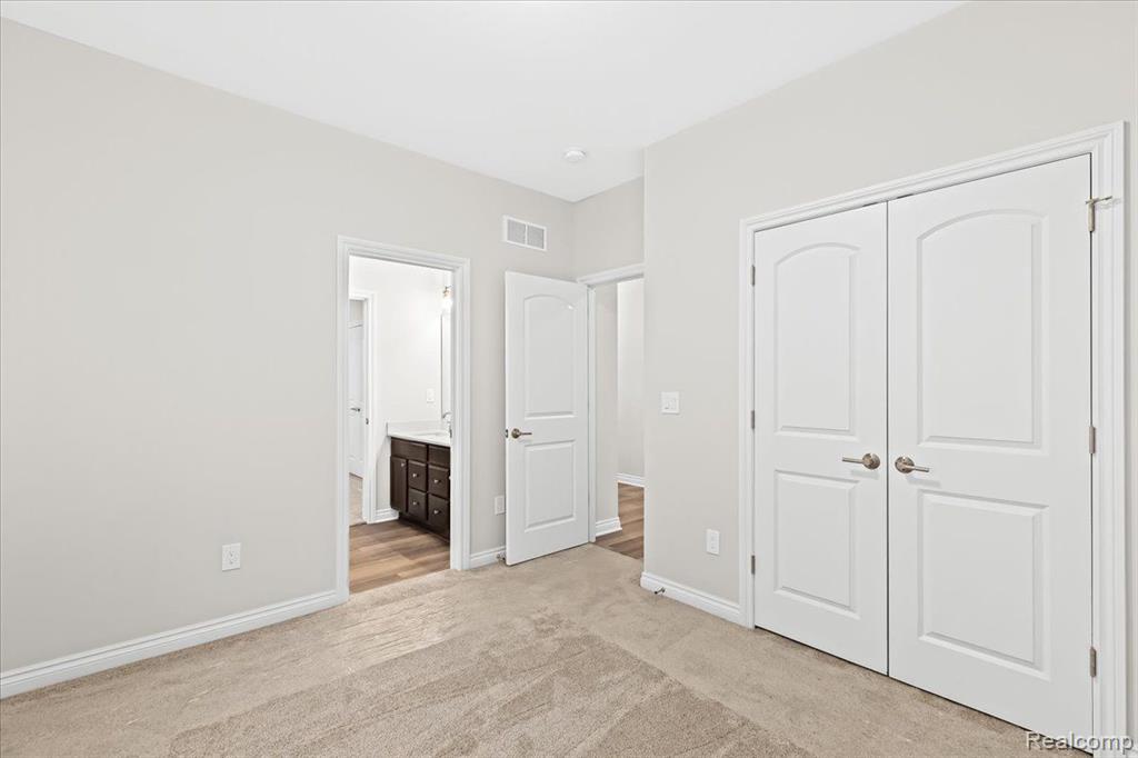 466 Jubilee Drive, Whitmore Lake, MI 48189 — Photo 28