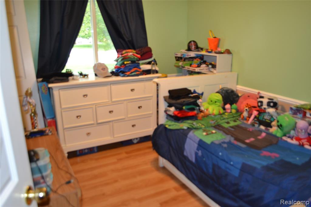 5448 FAIRVIEW Drive, Grand Blanc, MI 48439 — Photo 17