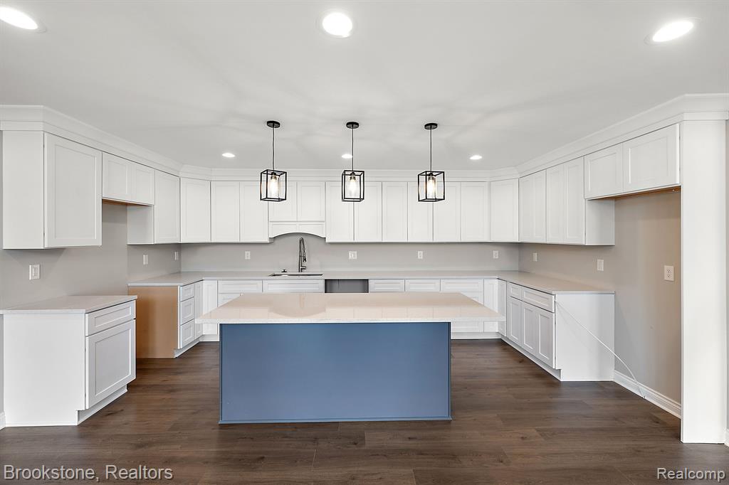 46682 Emerald Creek Drive, Shelby Twp, MI 48315 — Photo 19