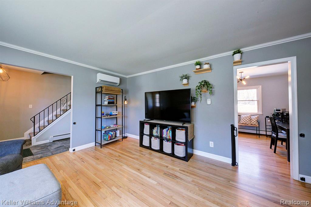 1079 MARK Street, Ypsilanti, MI 48197 — Photo 16