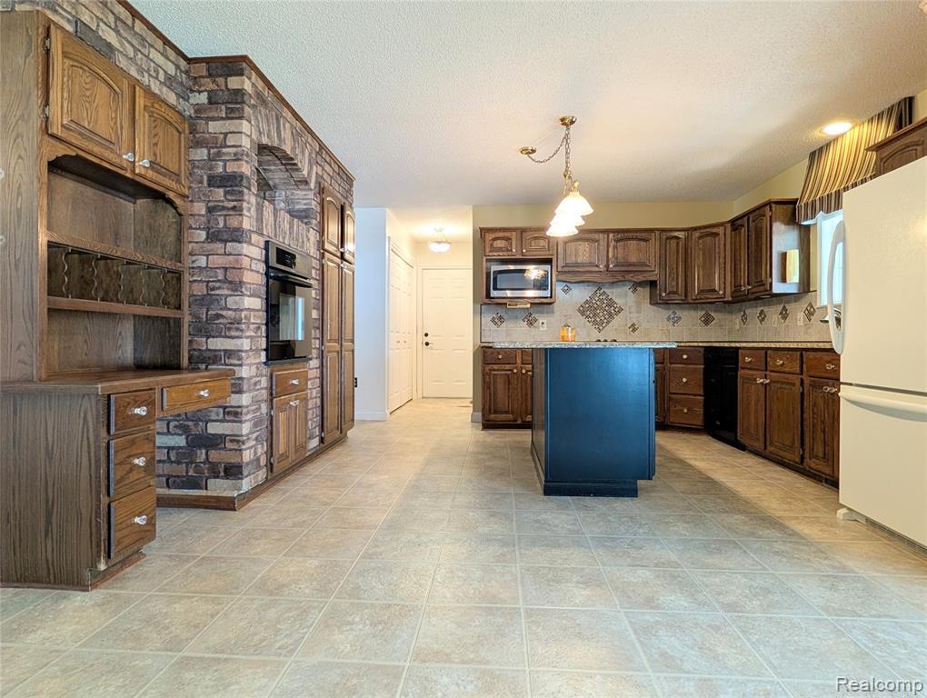 285 W Irwin Street, Bad Axe, MI 48413 — Photo 34