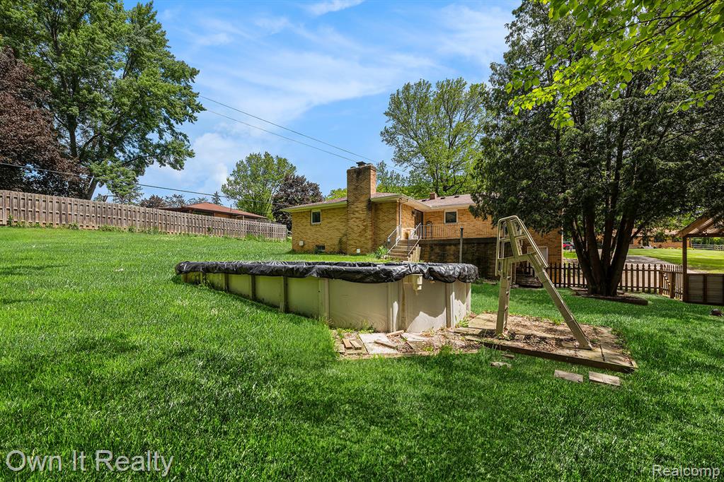 6615 Sandywell Drive, Temperance, MI 48182 — Photo 24