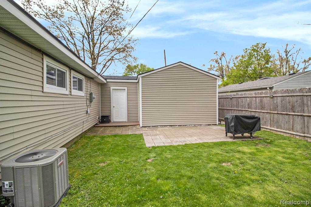 1635 S Harris Road, Ypsilanti, MI 48198 — Photo 29