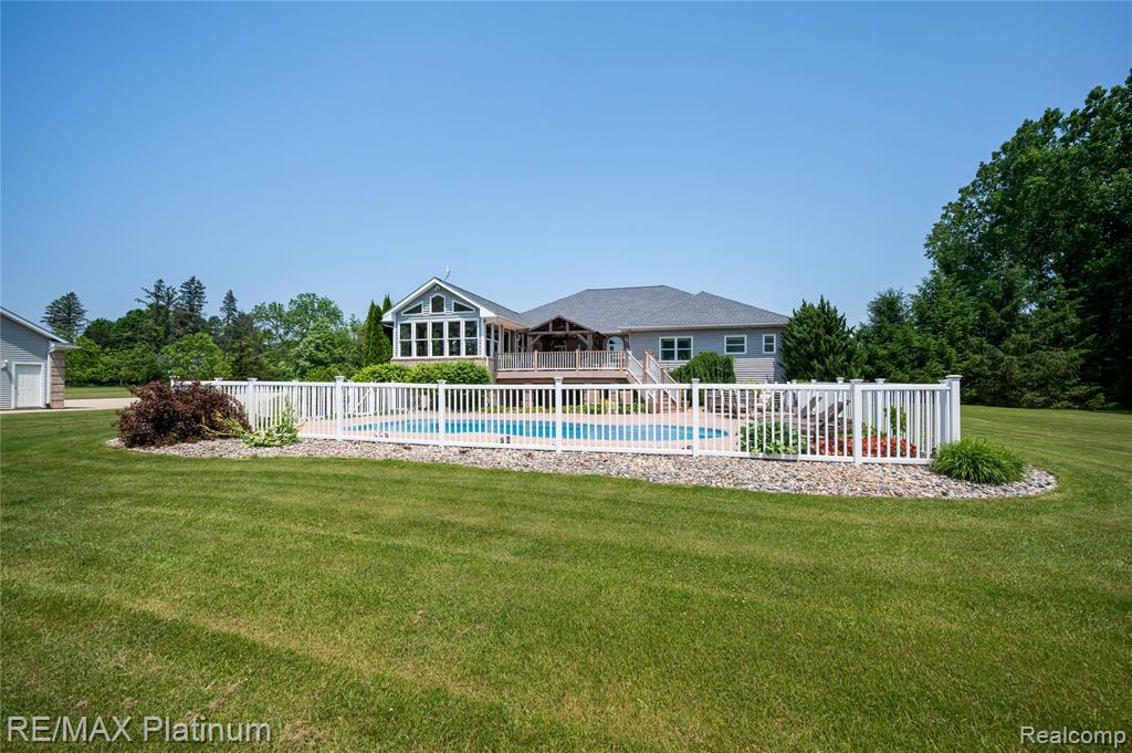 8922 McClements Road, Brighton, MI 48114 — Photo 31