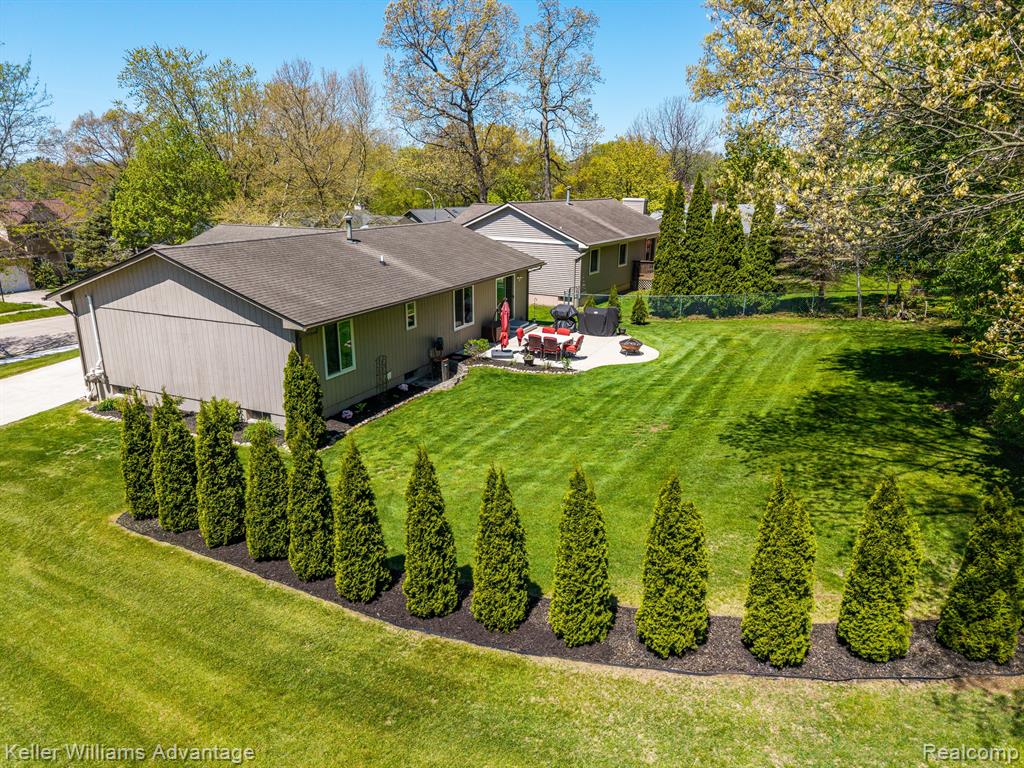 504 GLENWYTH Road, Brighton, MI 48116 — Photo 33