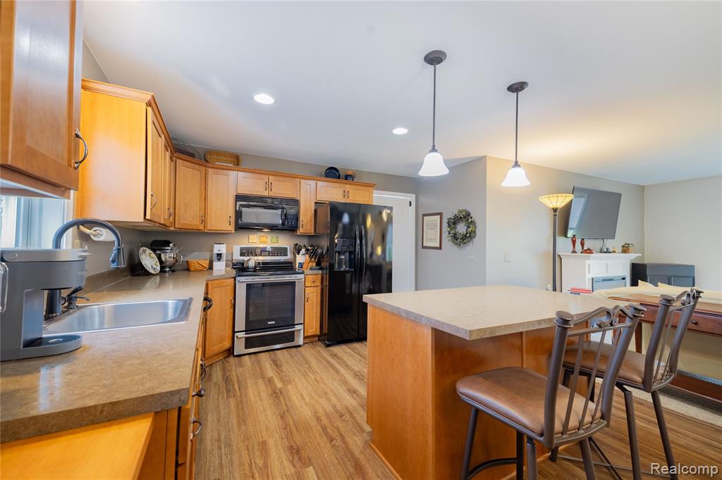 40880 Willis Road, Belleville, MI 48111 — Photo 13