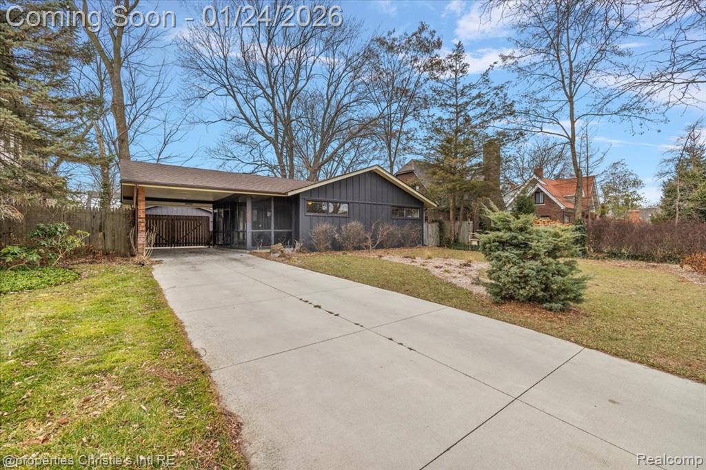 765 Barrington Road, Grosse Pointe, MI 48230 — Photo 3