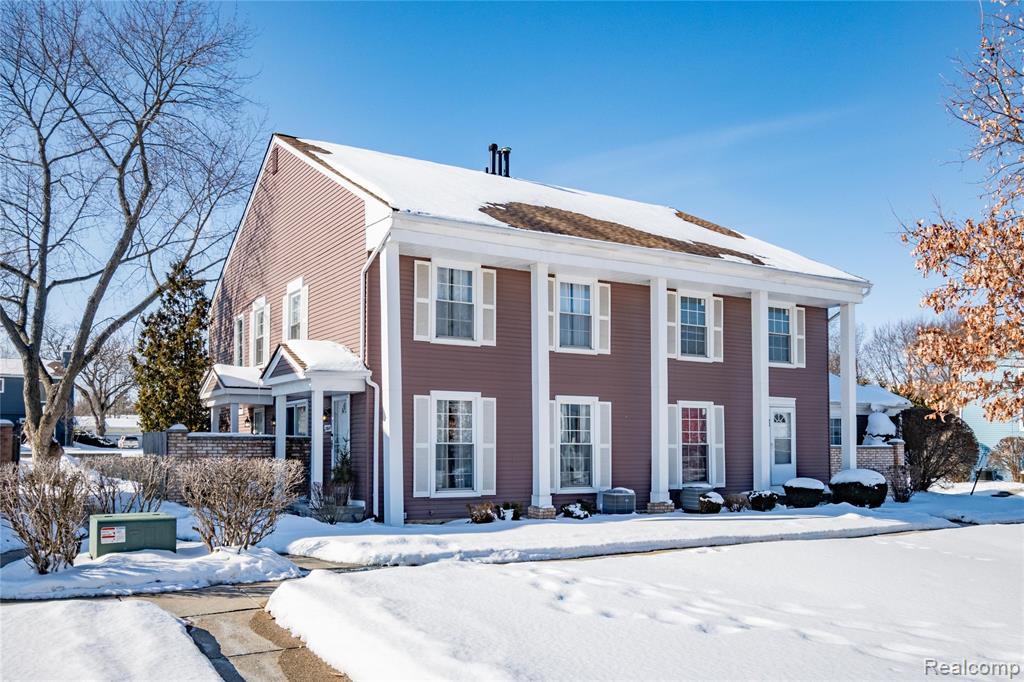 3403 SW Kings River Street, Wyoming, MI, 49418