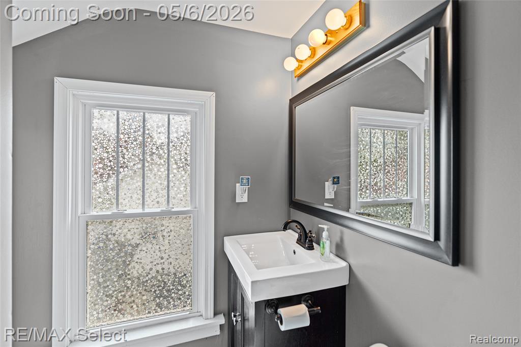 111 W 3rd Street, Davison, MI 48423 — Photo 35