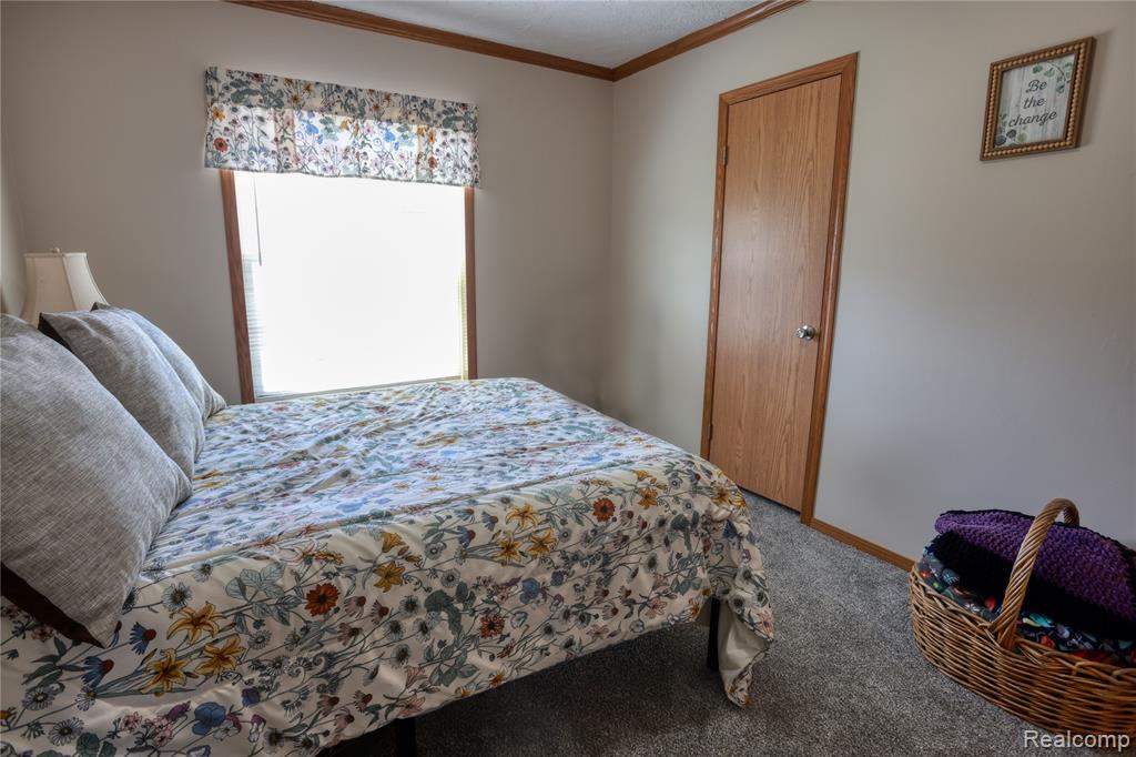 280 Pompano Court, Lapeer, MI 48446 — Photo 21