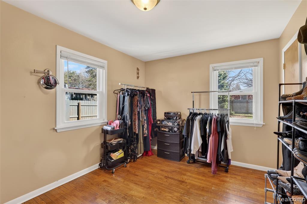 425 N Division Avenue, Holland, MI 49424 — Photo 17