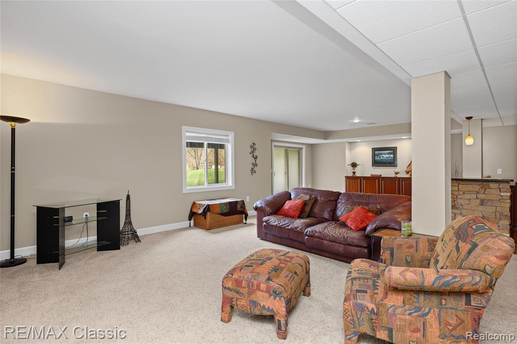 4930 Menominee Lane, Clarkston, MI 48348 — Photo 58
