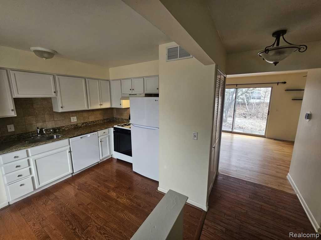 2773 PAGE Avenue, Ann Arbor, MI 48104 — Photo 4