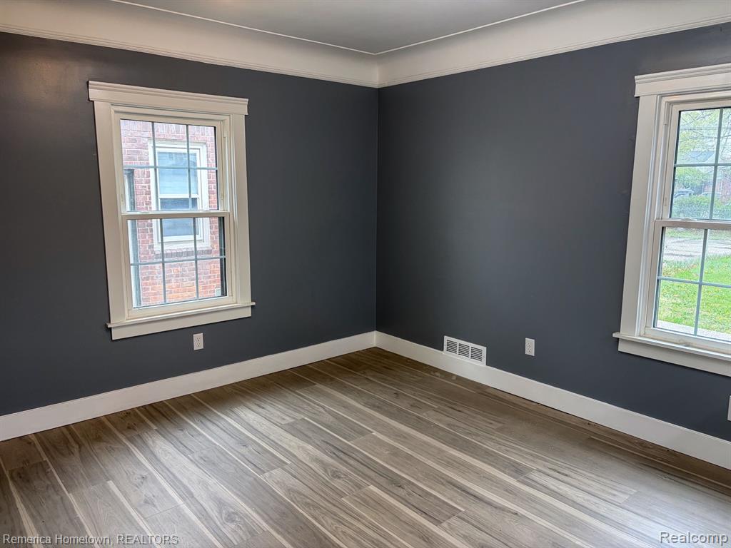 9614 Auburndale Street, Livonia, MI 48150 — Photo 6