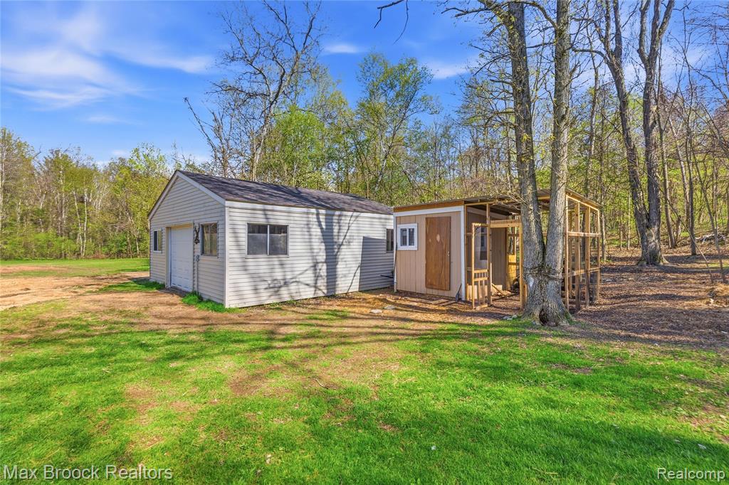 3295 Burning Tree Lane, Attica, MI 48412 — Photo 50