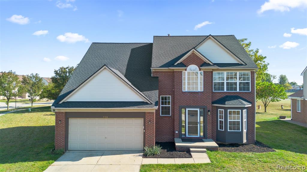 758 Pine Ridge Lane, Madison Heights, MI 48071 — front exterior
