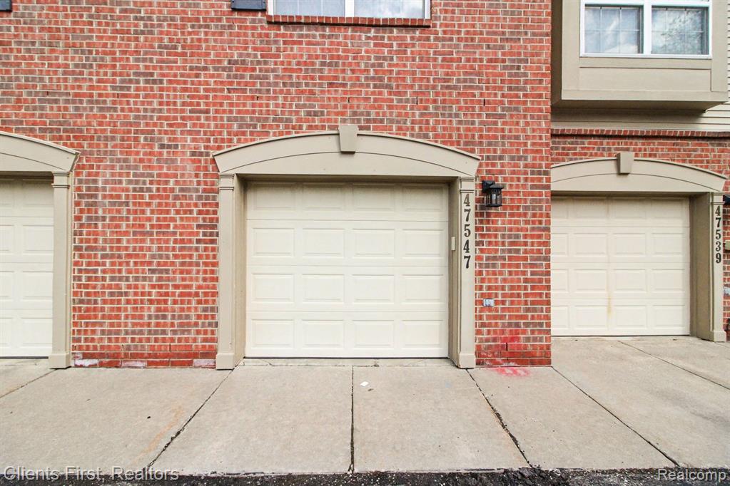 47547 Ormskirk Drive, Canton, MI 48188 — Photo 25
